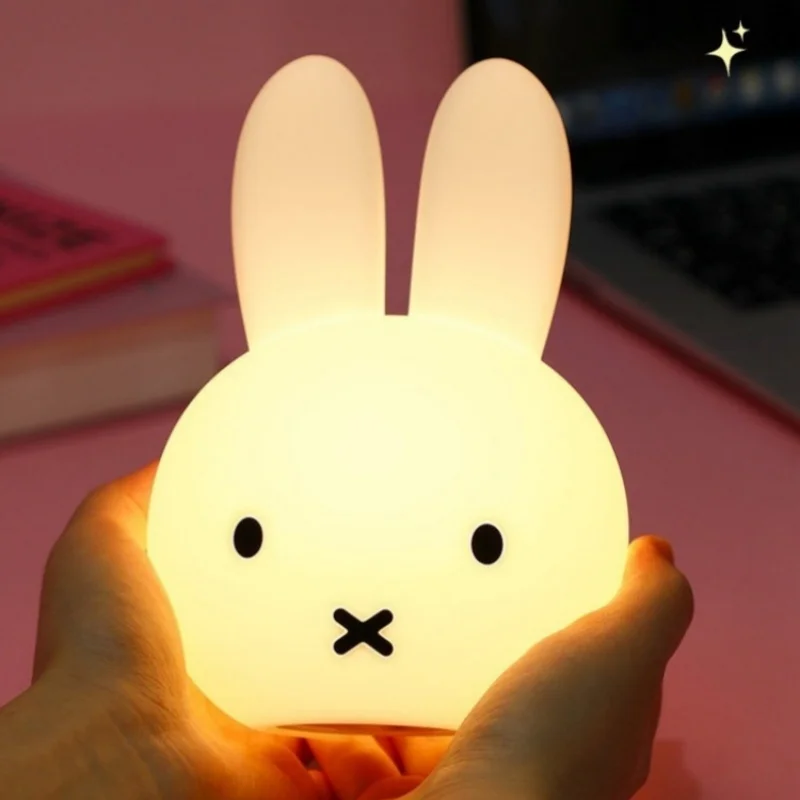 かわいいミッフィーナイトライトヨーロッパのクリエイティブかわいい寝室のベッドサイドランプリビングルームの床の雰囲気ライトクリスマスギフトおもちゃ