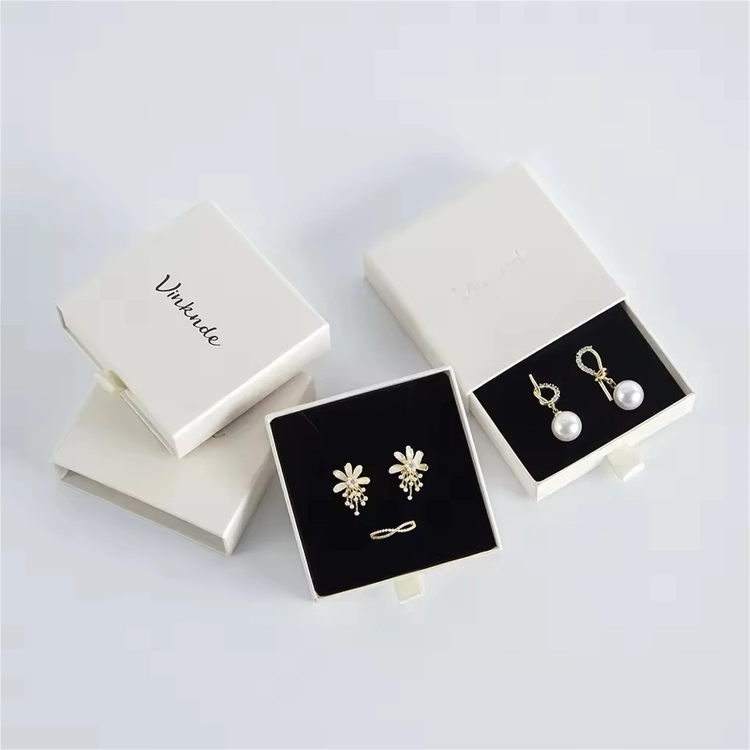

50 Custom Logo Beige Cardboard Drawer Jewelry Packaging Box Luxury Sliding Travel Ring Earring Necklace Bracelet Organizer Boxes