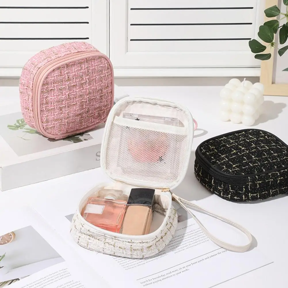 

Cosmetic Bag with Wrist Strap Lipstick Tampon Phone Coin Purse Storage Pouch Toiletry Bag Outdoor Traveling Makeup Bag