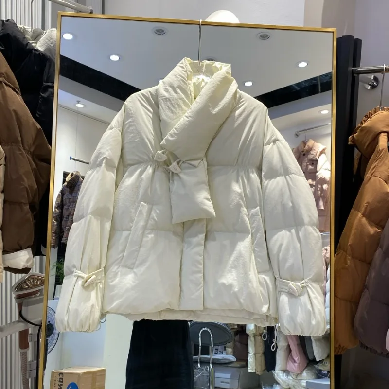 Winter Women's Clothing Buttons Short Down Jacket Scarf Collar New Loose Bread Jacket White Duck Down Coat Warm Luxury Jackets