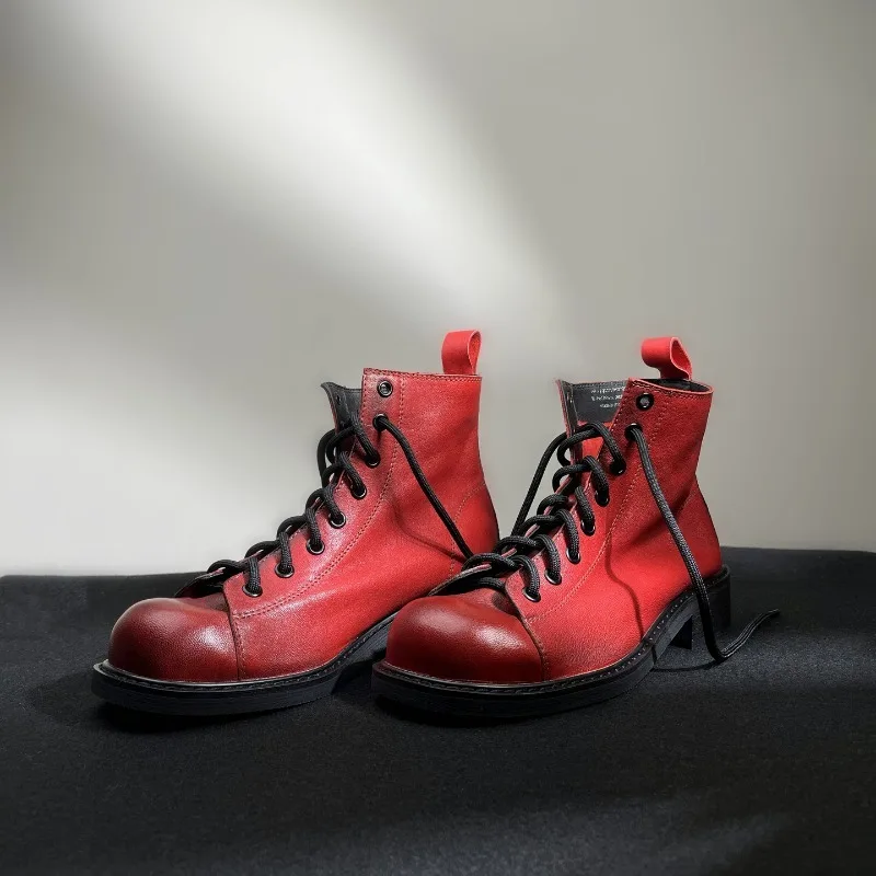 

Новая женская обувь ручной работы из натуральной кожи, повседневные ботильоны в британском стиле на толстой подошве со шнуровкой, женские рабочие мотоциклетные ботильоны «Челси»