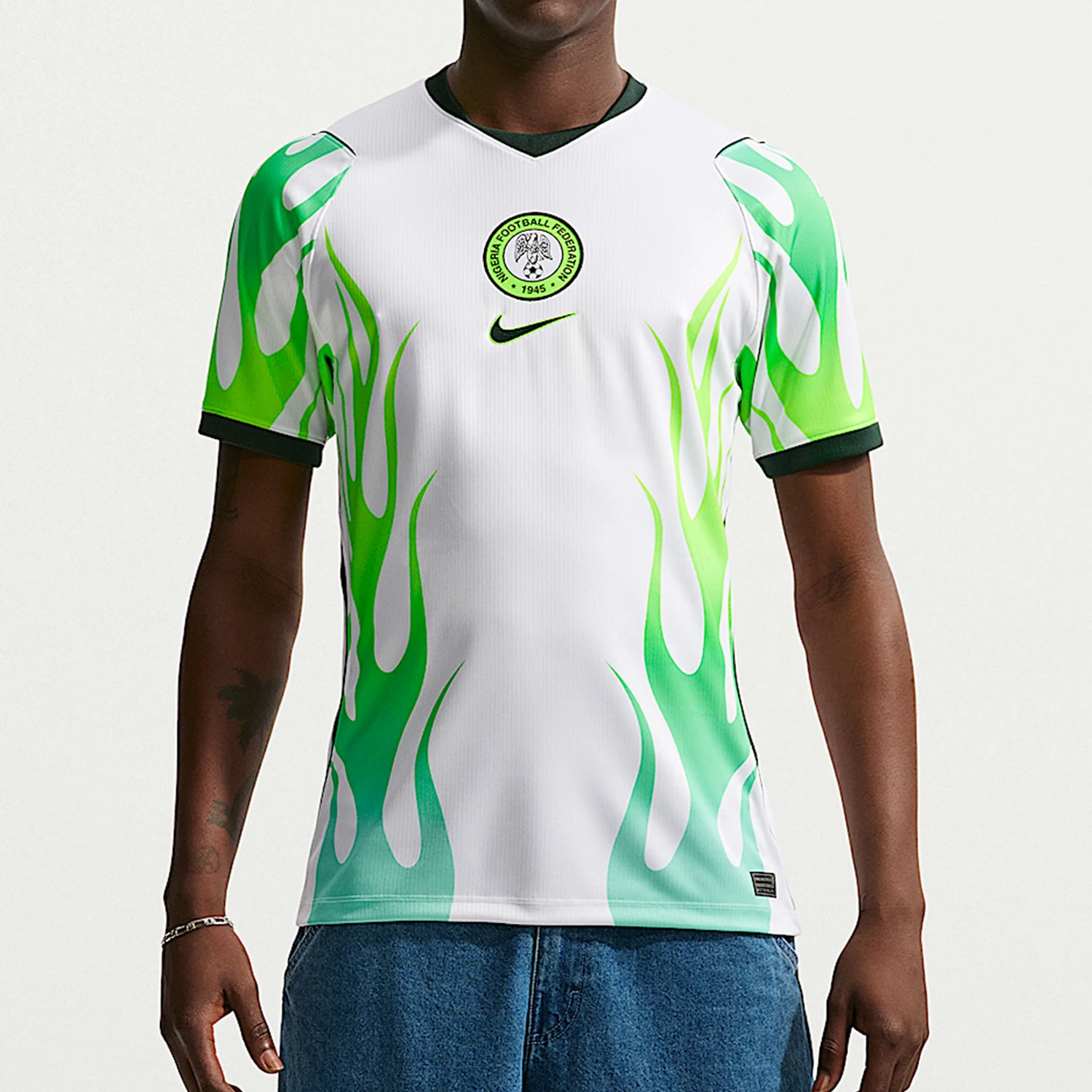 Nike Authentic Dri FIT Men's Fan Edition Football Sports Short sleeved T-shirt IB5376-100