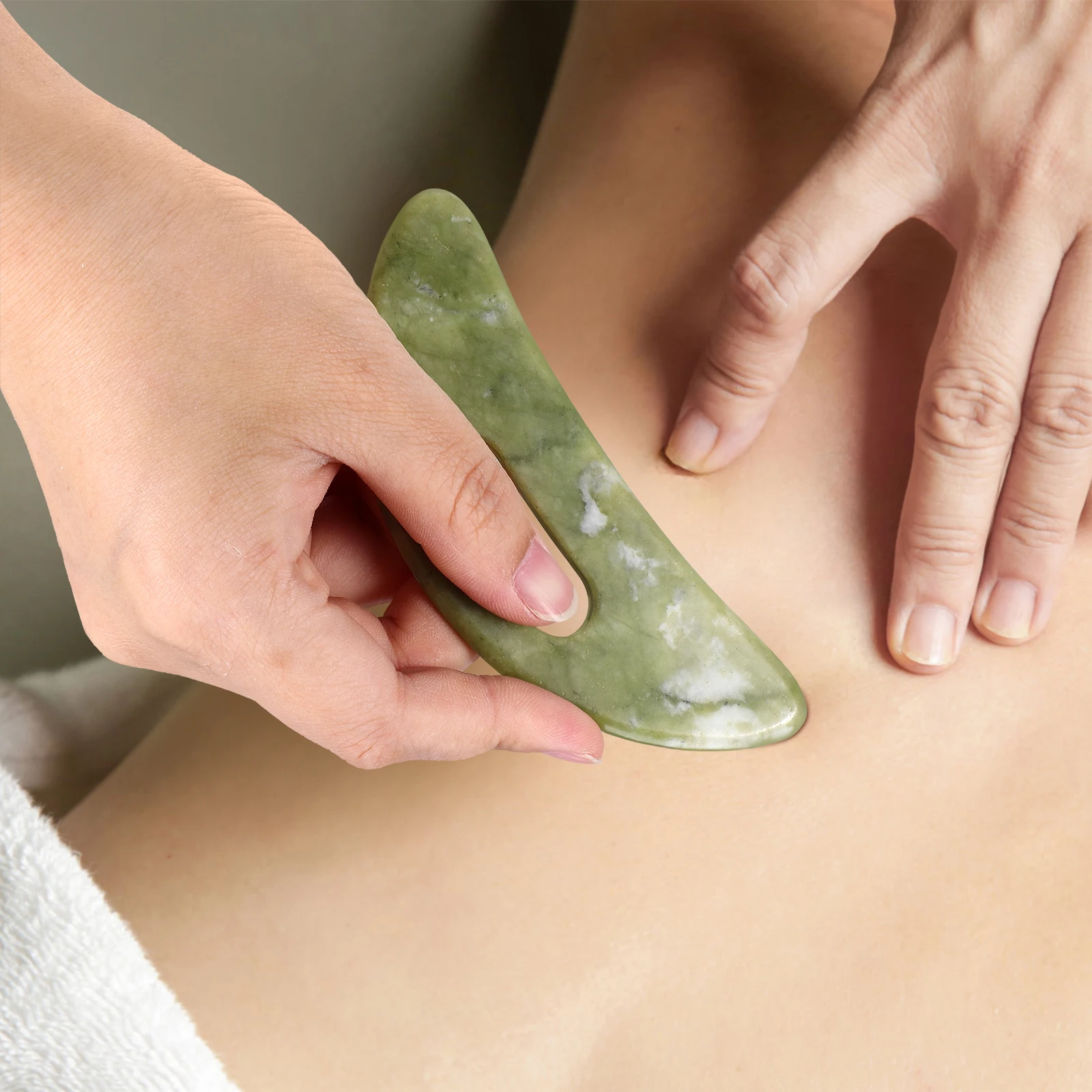 

Facial Gua Sha Tool Green Scraping Board Manual Massage Instrument for Relaxation and Relief