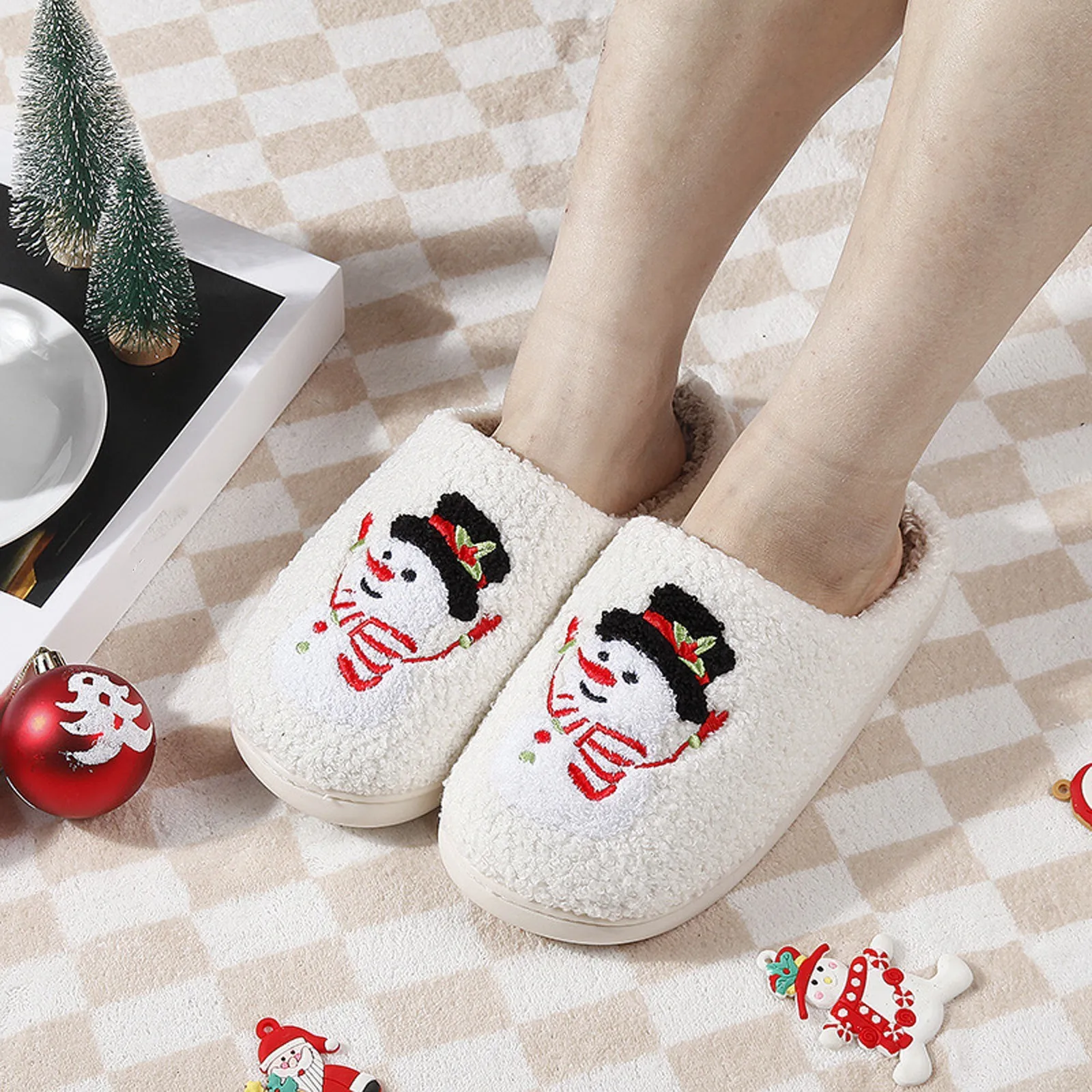 Vrouwen Kerstprint Slippers Antislip Fuzzy Huis Slippers Comfortabele Pluizige Verdikte Slippers Winter Thuis Dames Pluche Slippers