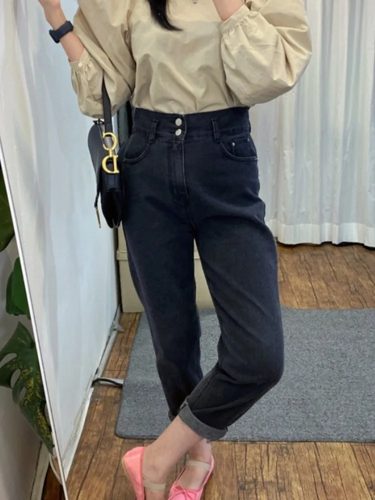 

Slim Fit Bla Two Button Denim Jeans for Women Simple Design Casual Spring Autumn Wear Comfortable Soft Fabric Online Exclusive