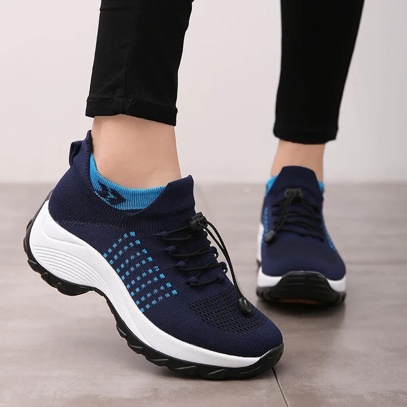 Walking Shoes Women Sneakers Fashion Air Cushion Shake Shoes Sports Breathable Thick Bottom Casual Shoes