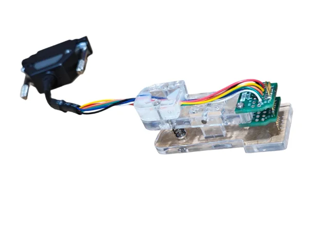 The newest adapter For Land Rover KVM Clip Adapter for Xhorse VVDI Prog  for Land Rover KVM data without Soldering