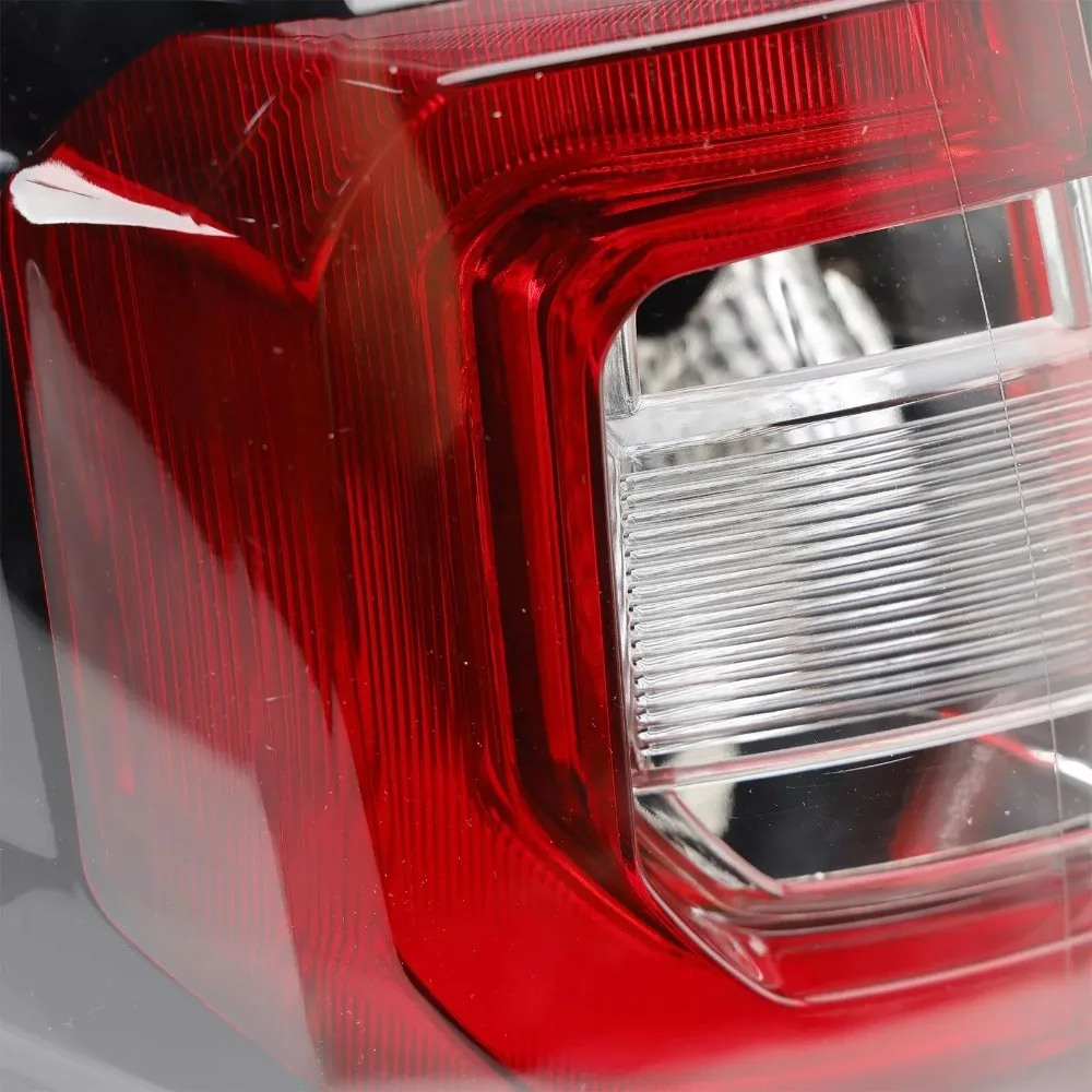 For GMC Acadia 2013 2014 2015 2016L ED Rear Bumper Tail Light Rear Tail Lamp Tail Lamp Assembly Driving Light 84051375 84051376