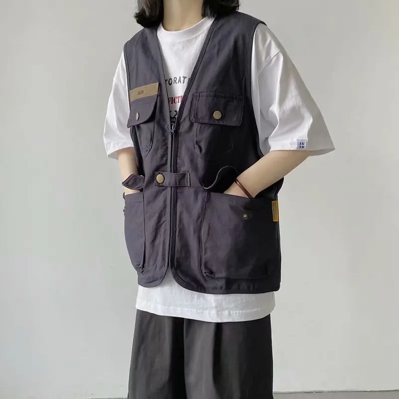 Japanese Style V-Neck Multi-Pocket Casual Denim Vest Women Summer Thin Loose Outerwear Workwear Vest Loose Fit Cotton Blend