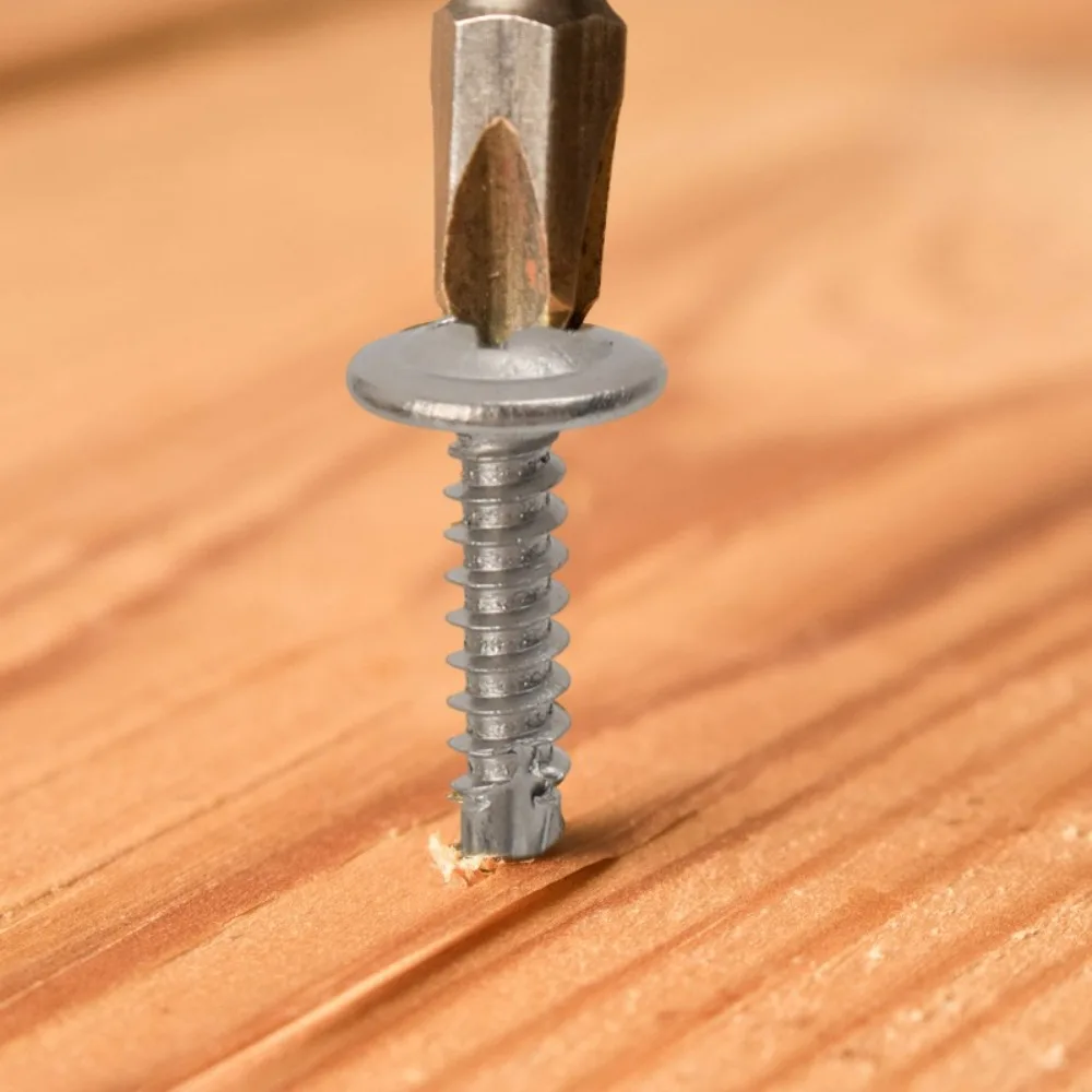 M4.2 M4.8 410 Stainless Steel Self Tapping Screws Large Flat Head Self Drilling Screws Metal to Wood Construction Fasteners