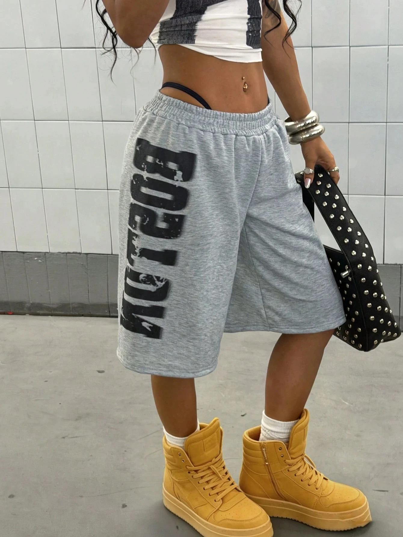 Women's Grey Punk Print Loose Capri Pants Y2K Street Punk: Trendy Light Gray Dark Pattern Print  Sweatpants/Shorts