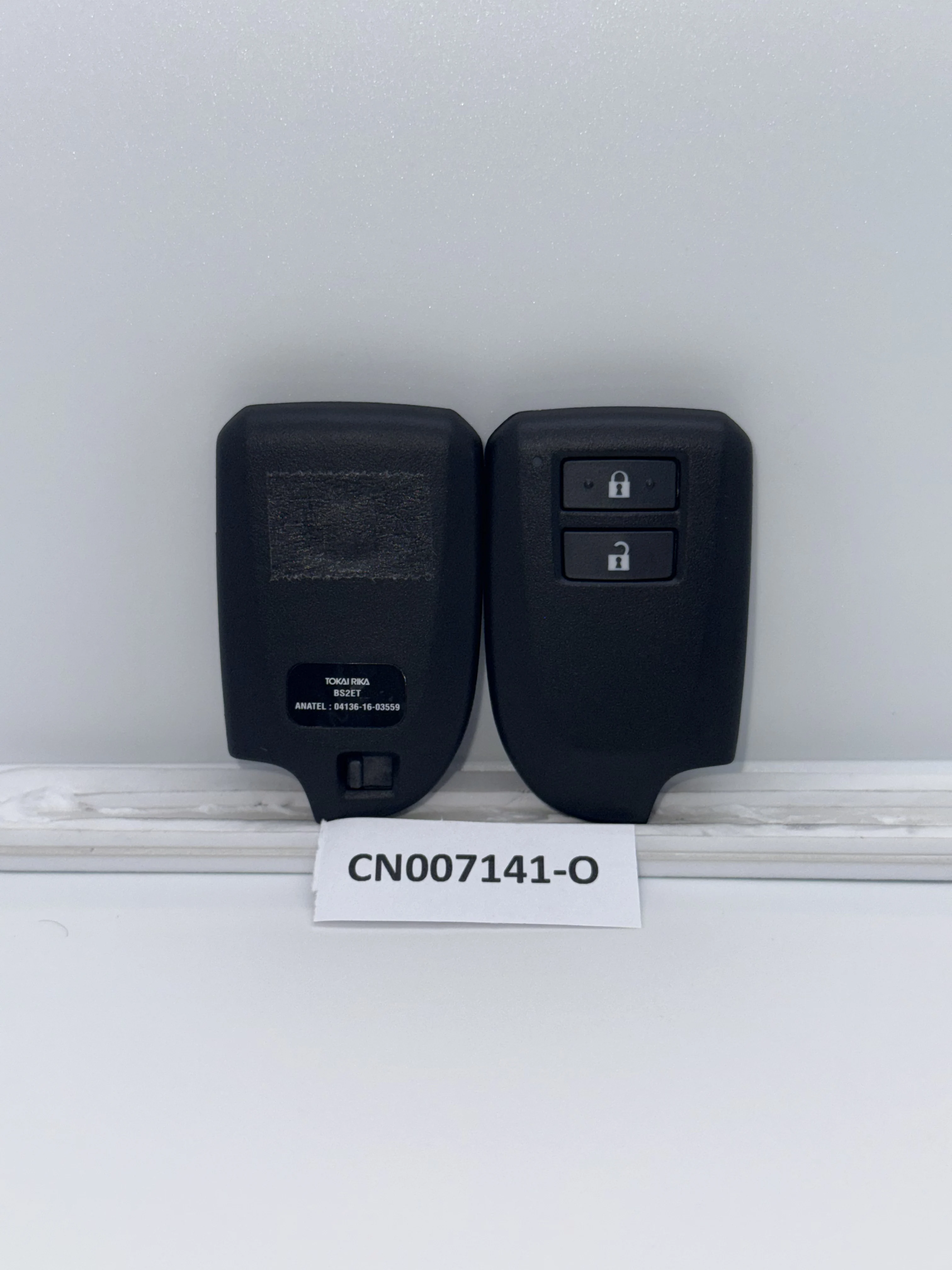 

CN007141 ORIGINAL Smart Key for Toyota 2Buttons 315MHz Texas 128-bit AES Model BS2ET Keyless GO