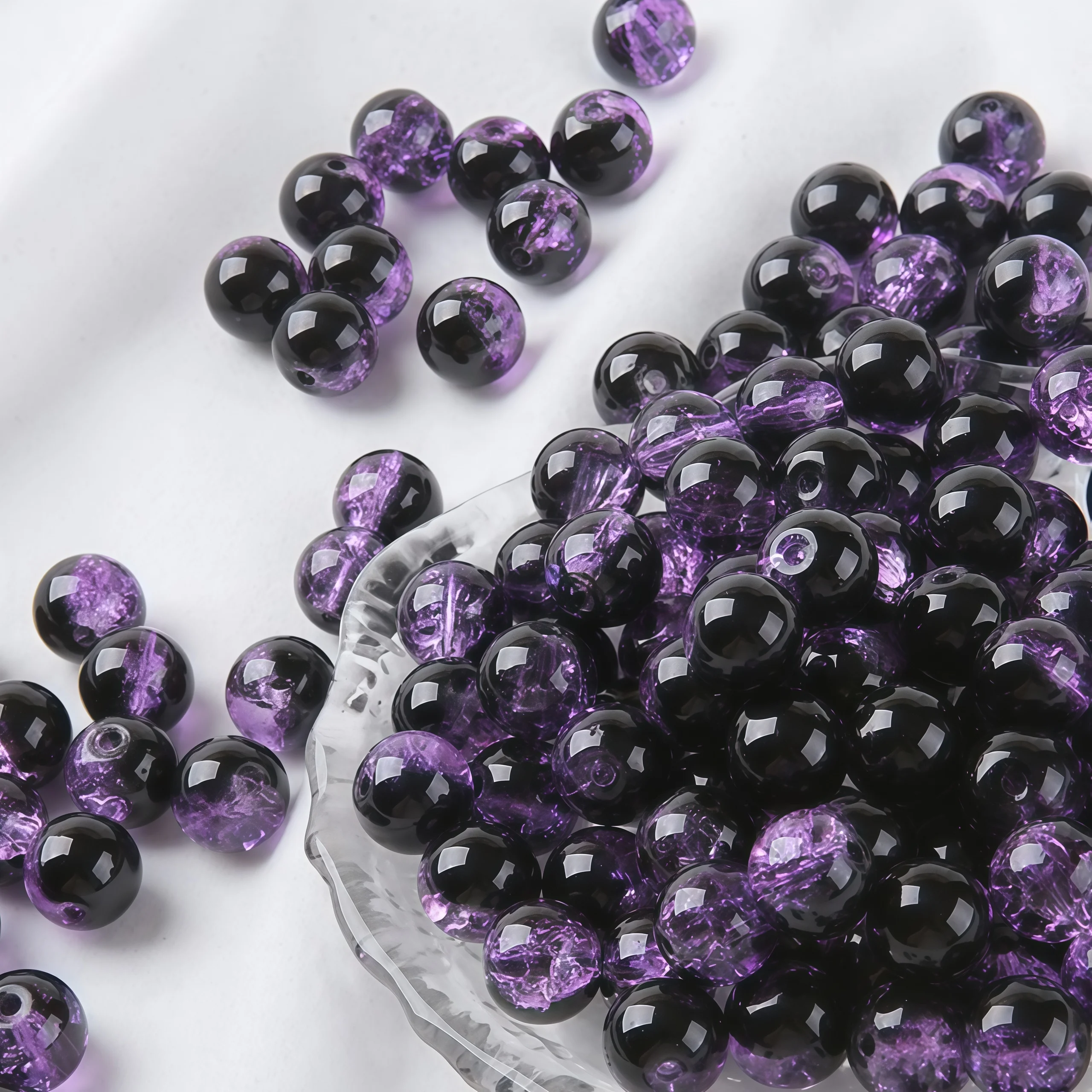 8mm 150pcs DIY Dual Color Cracked Round Beads, Scattered Beads. Can Be Used for Accessories Such as Bracelets and Necklaces. image 5