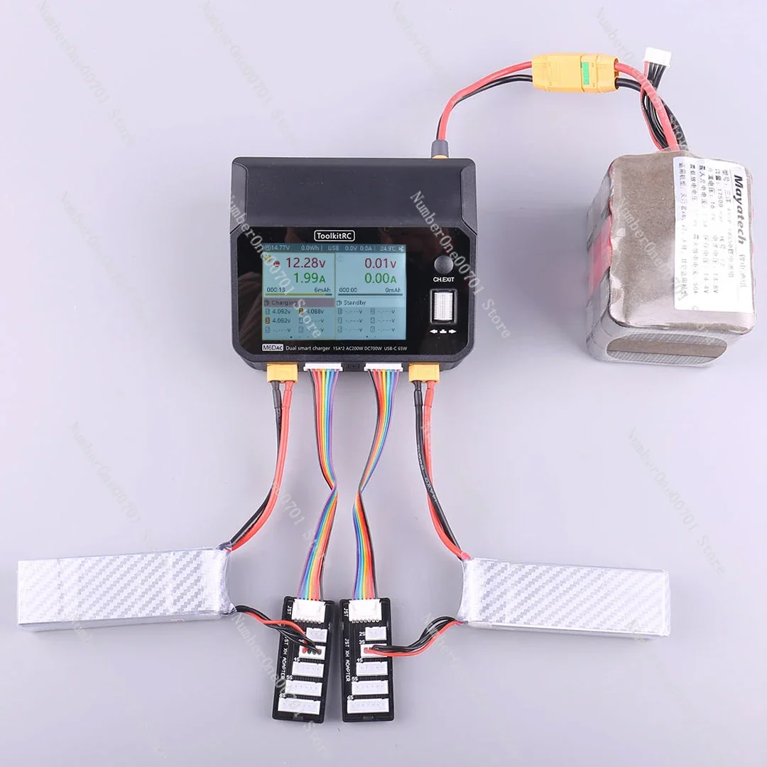 

ToolkitRC M6DAC 700W/15A Dual-way Model Aircraft Lithium Battery Balance Charger PD65W Fast Charge FPV
