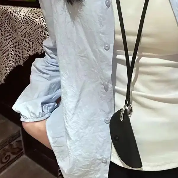 

Fashion Neck Crescent Moon Key Bag Pendant Sweater Chain Women's Simple Anti-loss Long Leather Necklace Exquisite Gift