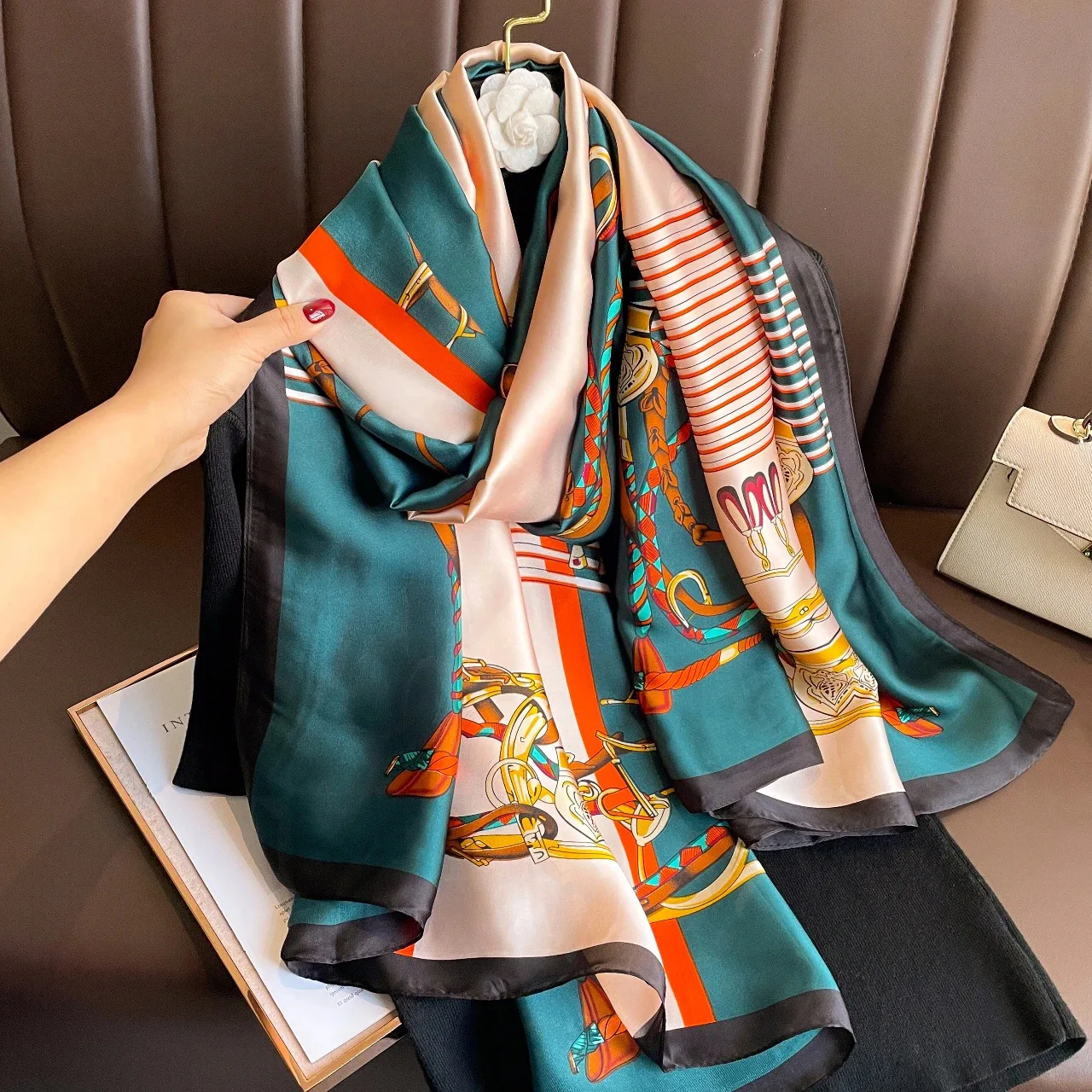 Brand Designer Silk Scarf Female Foulard Bandana Long Shawls Wraps Winter Neck Scarves Pashmina Lady Hijab Luxury New