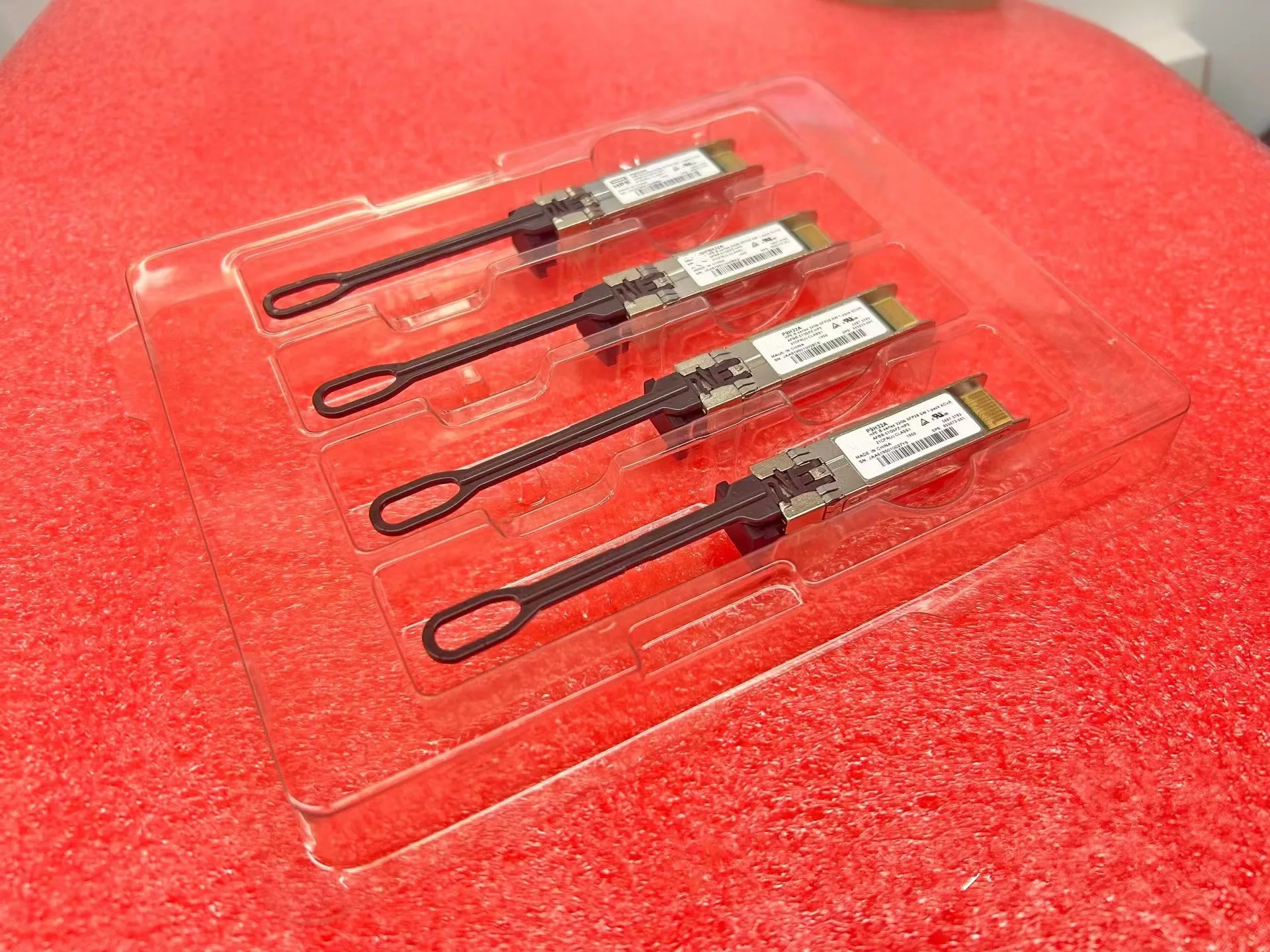 

32GB Transceiver SFP28 SW AFBR-57G5PZ-HP3 855073-001 5697-3794 32G SFP+ Fiber Module