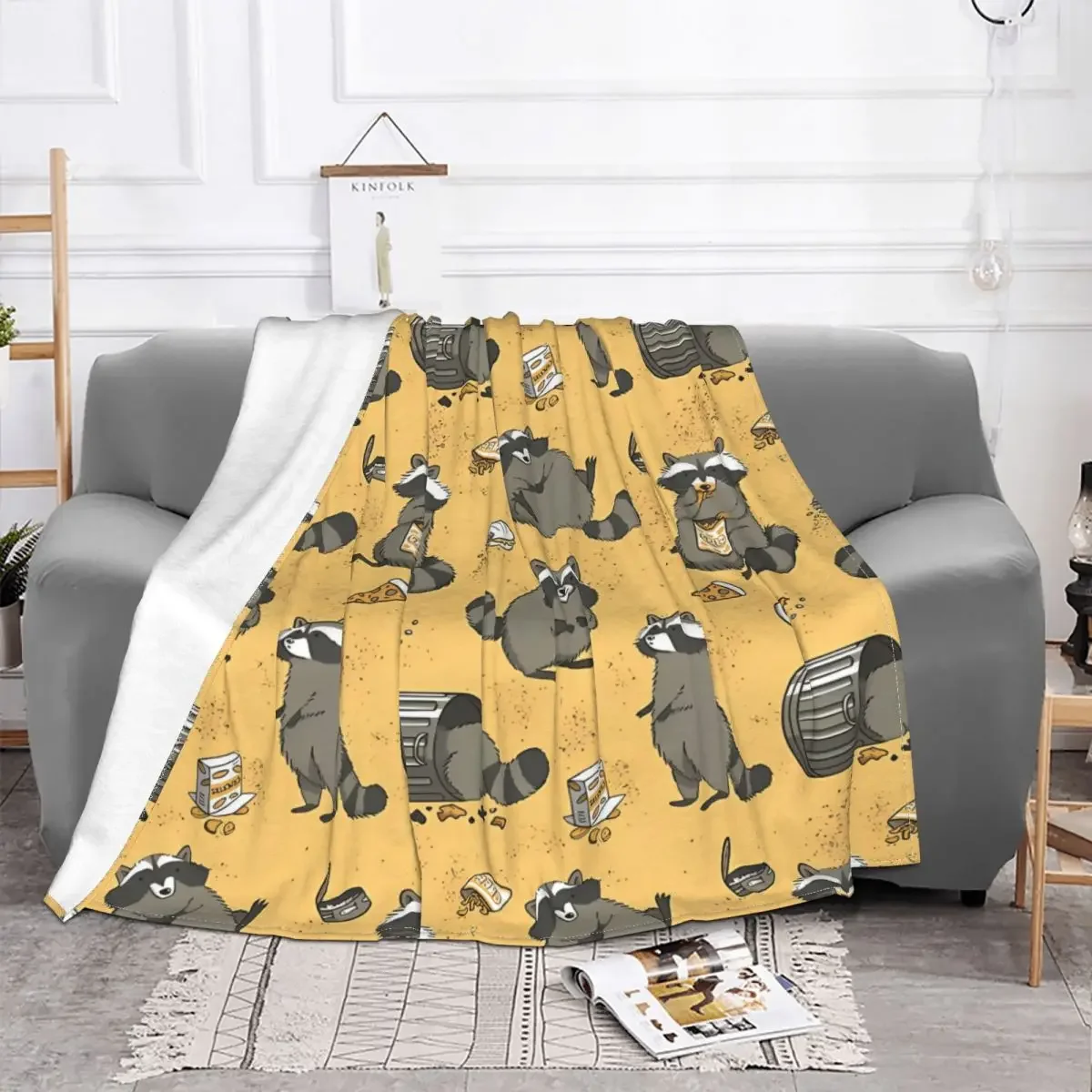 Rascally Blanket Raccoon Fleece Velvet Autumn/Winter Breathable Super Warm Thin Throw Blankets For Office Bedspread