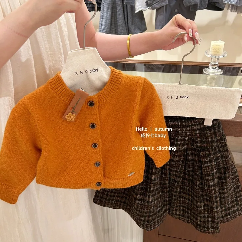 

Girls' Korean Solid Color Knitted Cardigan 2025 Autumn New Versatile and Stylish Checkered Casual Wide Leg Pants Two-piece Set