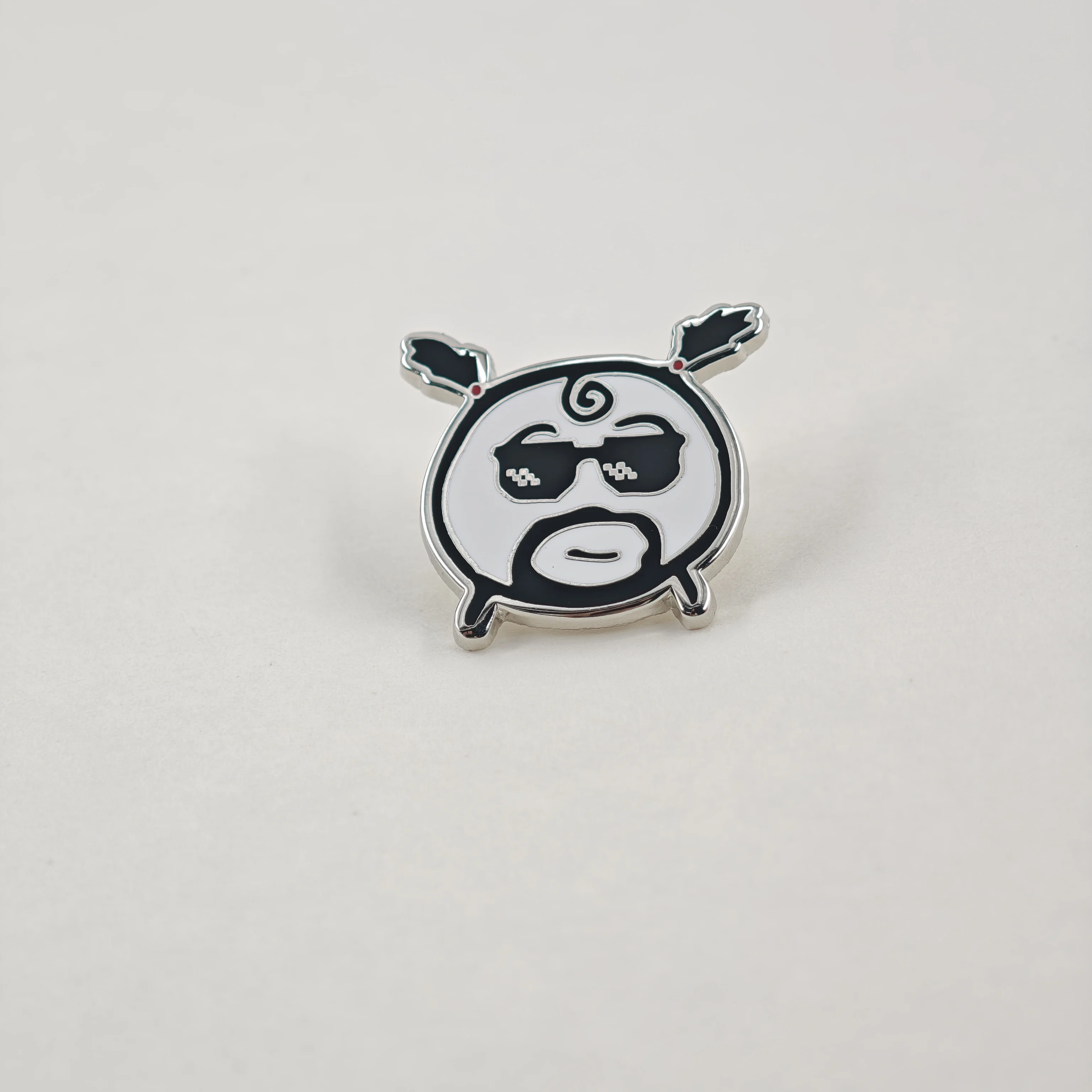 Lustige Meme-Emaille-Pins, Thug Life Sonnenbrillen-Broschen, Niedliche Metall-Abzeichen mit Zöpfen und Bart, Anstecknadel für Rucksack, Schmuckgeschenk – Detail 10