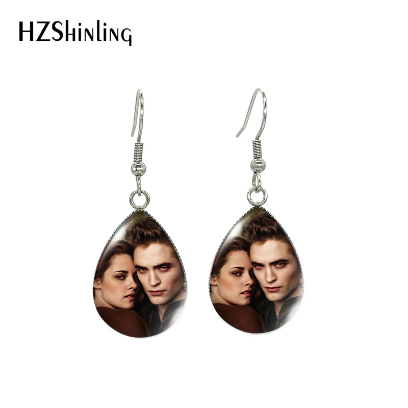 2023 New Arrival Fashion Twilight Bella Edward Oil Painting Handcraft Glass Cabochon Tear Drop Dangle Earrings