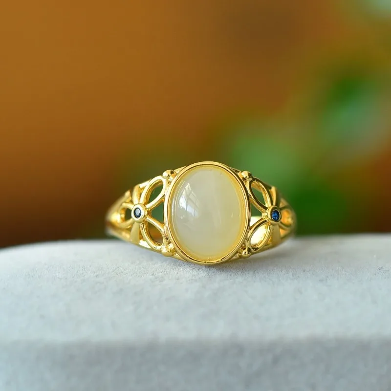 

Exquisite Copper Inlaid Hetian Jade White Jade Butterfly Hollow Jade Women's Ring