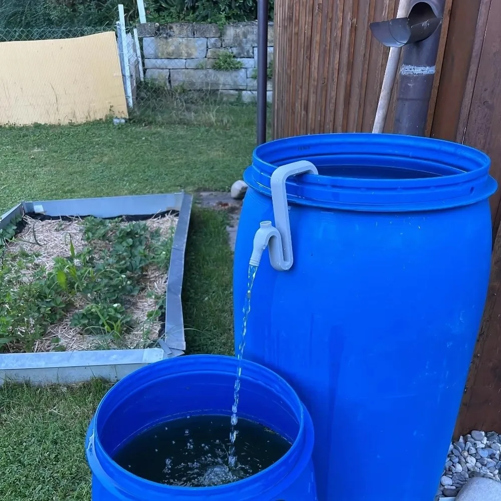 

Self-priming Design Rainwater Transfer Pipe Easy Installation Siphon Mechanism Overflow Pipe PP Water Filling Kit