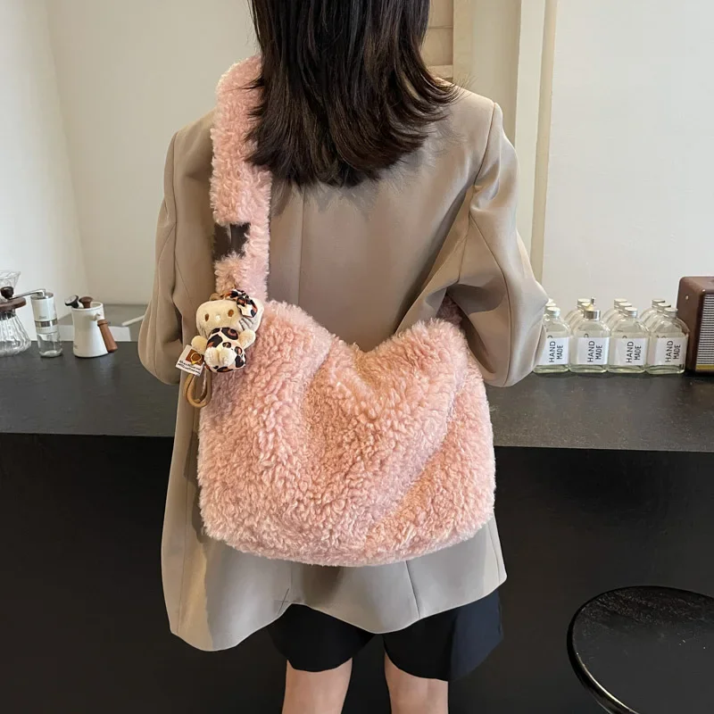 Sac à bandoulière en peluche solide pour femme, sac à main décontracté pour femme, sac à main léger pour femme, sac hobos pour femme, pochette en fourrure, sac à main pour document, hiver