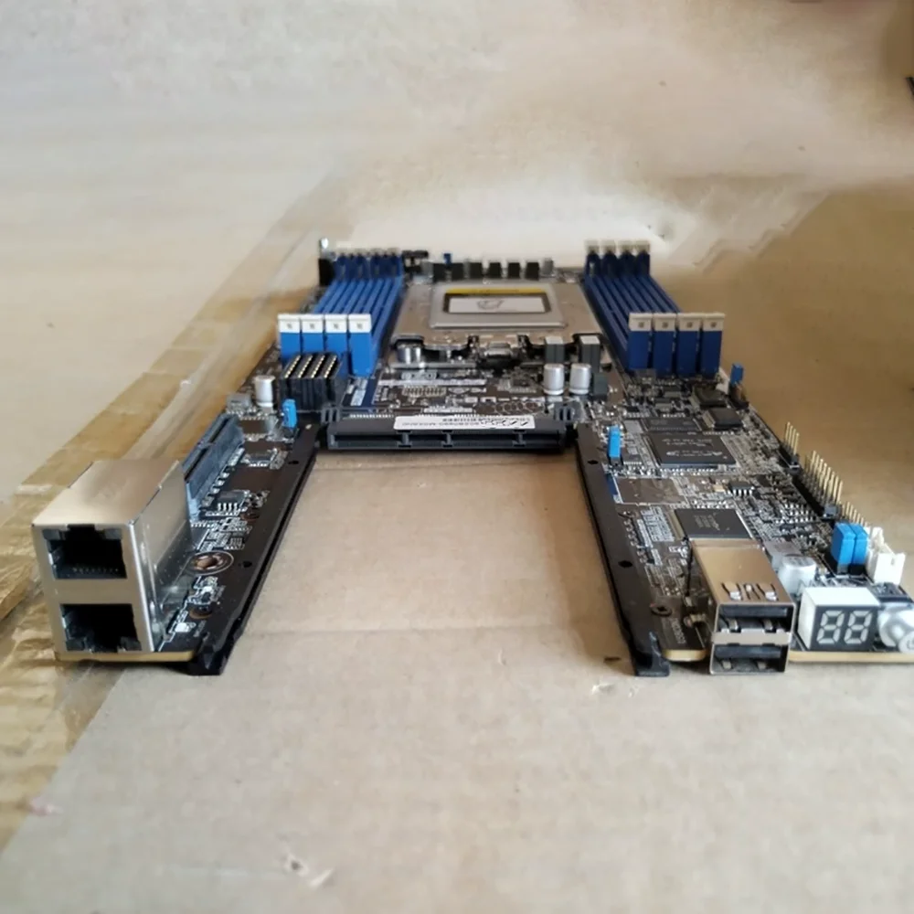 The Single-Channel Server Motherboard KRPH-U8