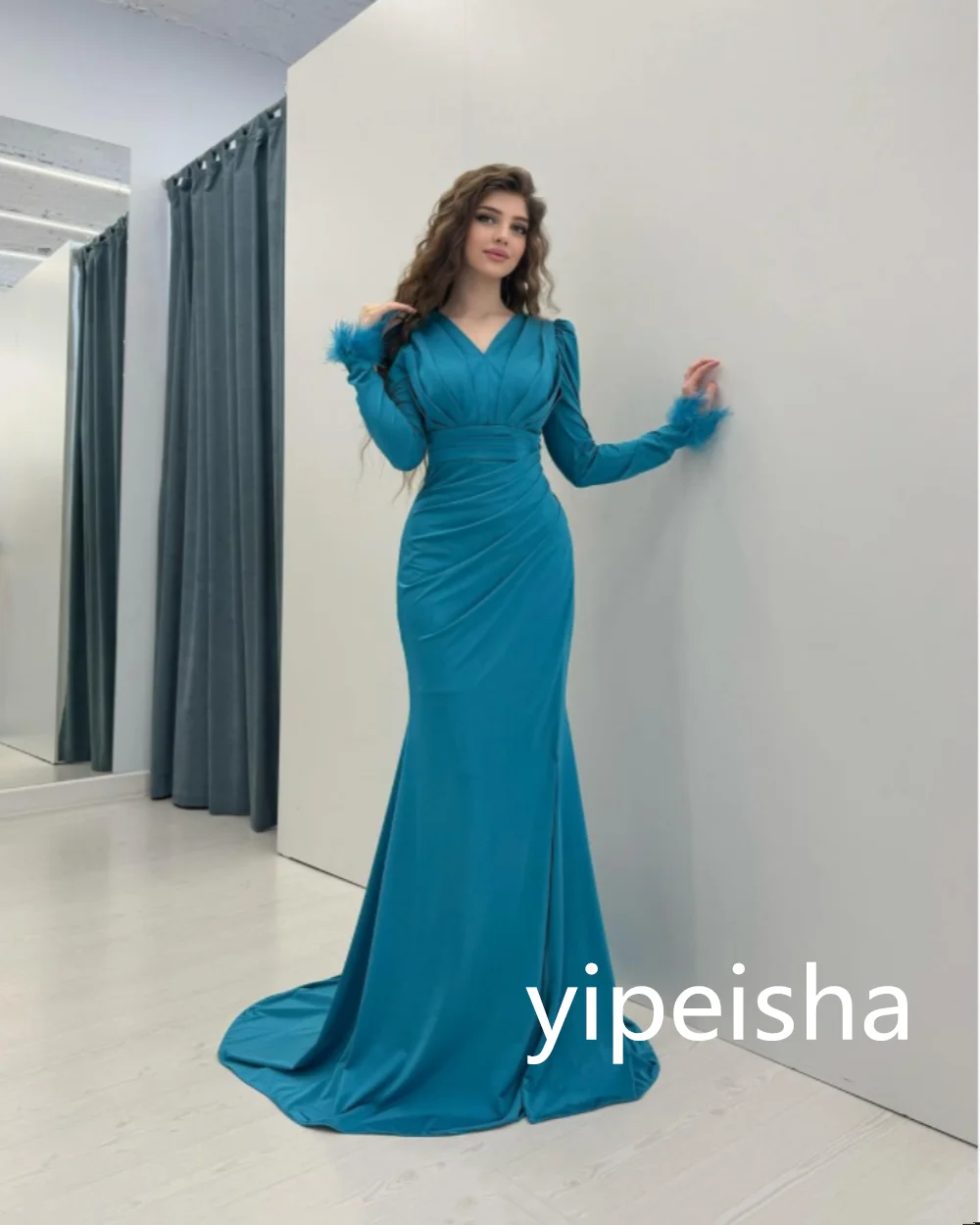 Customized Mermaid V-neck  Feathers Prom Gowns Sweep Train Draped Jersey Evening Dresses Long Sleeve Party Dresses
