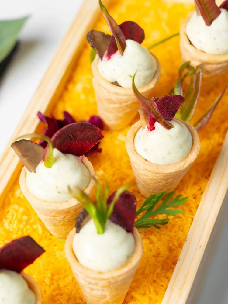 

Высококачественная машина для мороженого, машина для приготовления сандэ, машина для замороженного йогурта, 1000 Вт, машина для мягкого мороженого