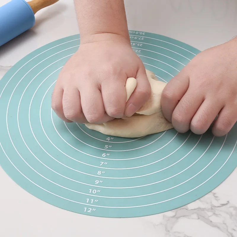 Picture 4: 2PCS Cake Turntable Pat Silicone Baking Mat For Cake with Size Non-stick High Temperature Resistant Bake Tool