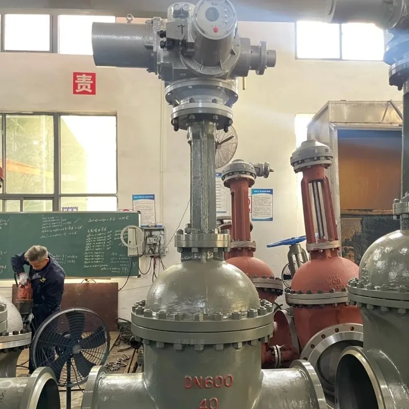 Electric gate valve Z961Y-P54100V DN375 PN100 T = 546 ° C integral forging