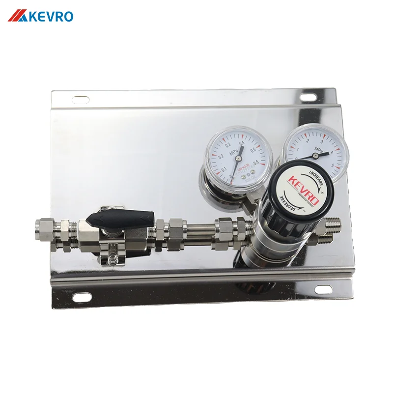 Regolatore di Pressione Pneumatico Unidirezionale con Pannello di Controllo e Valvola a Sfera in Materiale SS316, 1/4 Pollici, Pressione Selezionabile su Un Lato