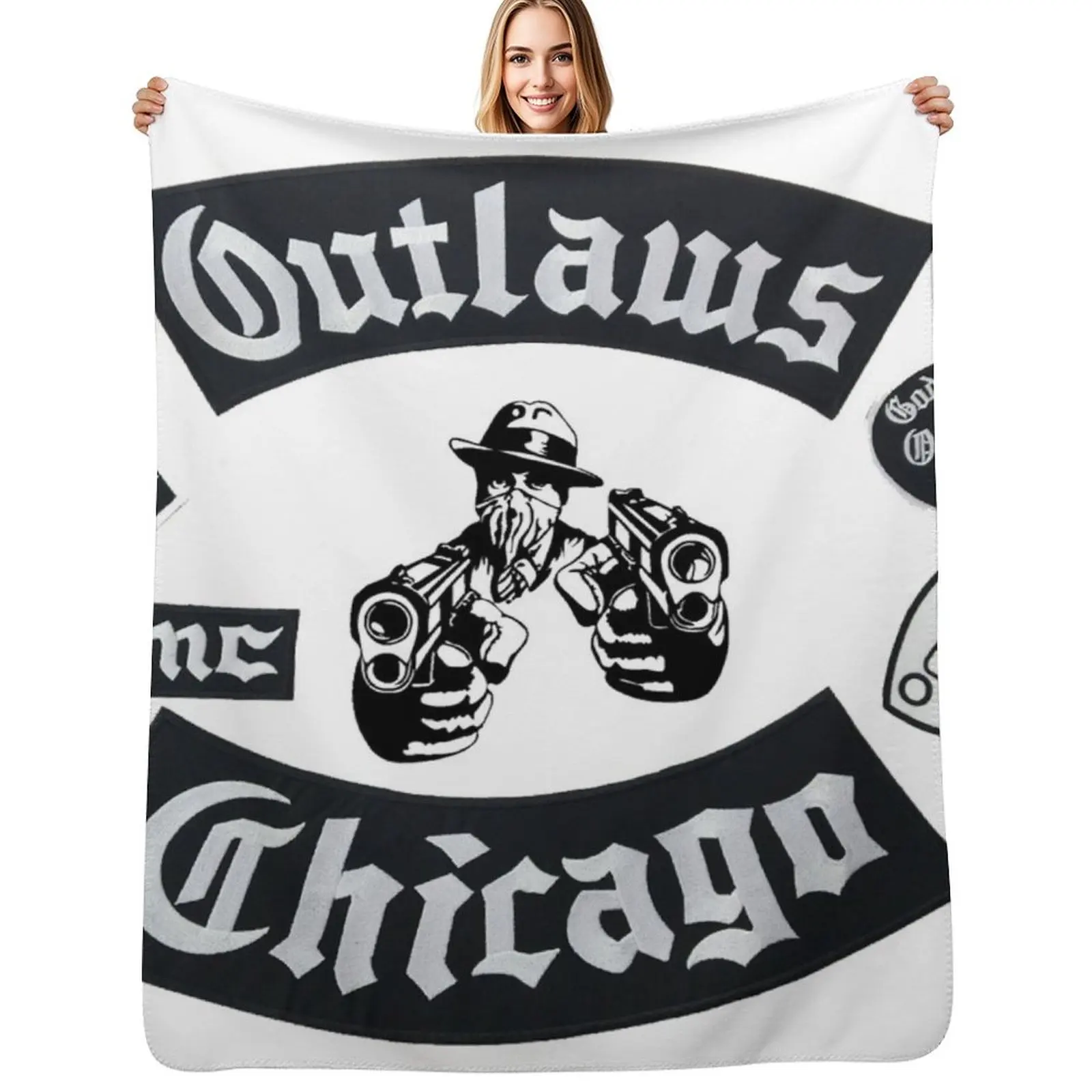 CHICAGO OUTLAWS MOTORCYCLE CLUB Throw Blanket Luxury Brand Luxury Designer Decorative Beds Blankets For Bed Luxury St Blankets