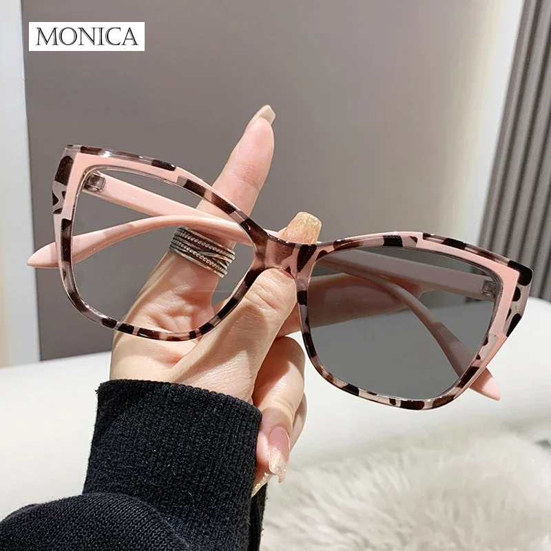 Retro Color-changing Anti-blue Glasses Fashion Cat Eye Men and Women Cross-border Color Change Glasses Trendy Computer Glasses