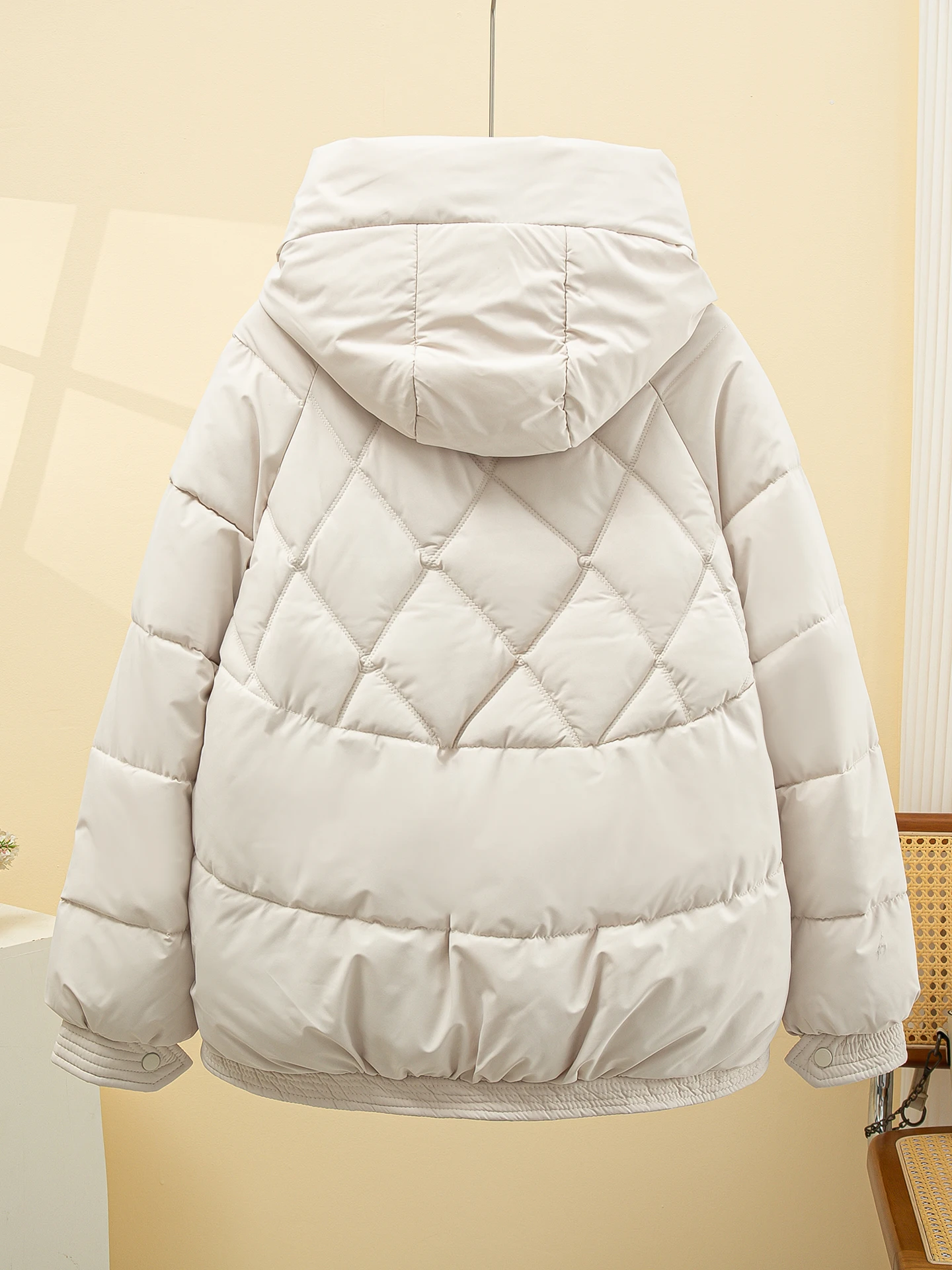 

2025 New Winter Outerwear Loose Hooded Coat Zipper ClosureWomen's Thiened down Cotton