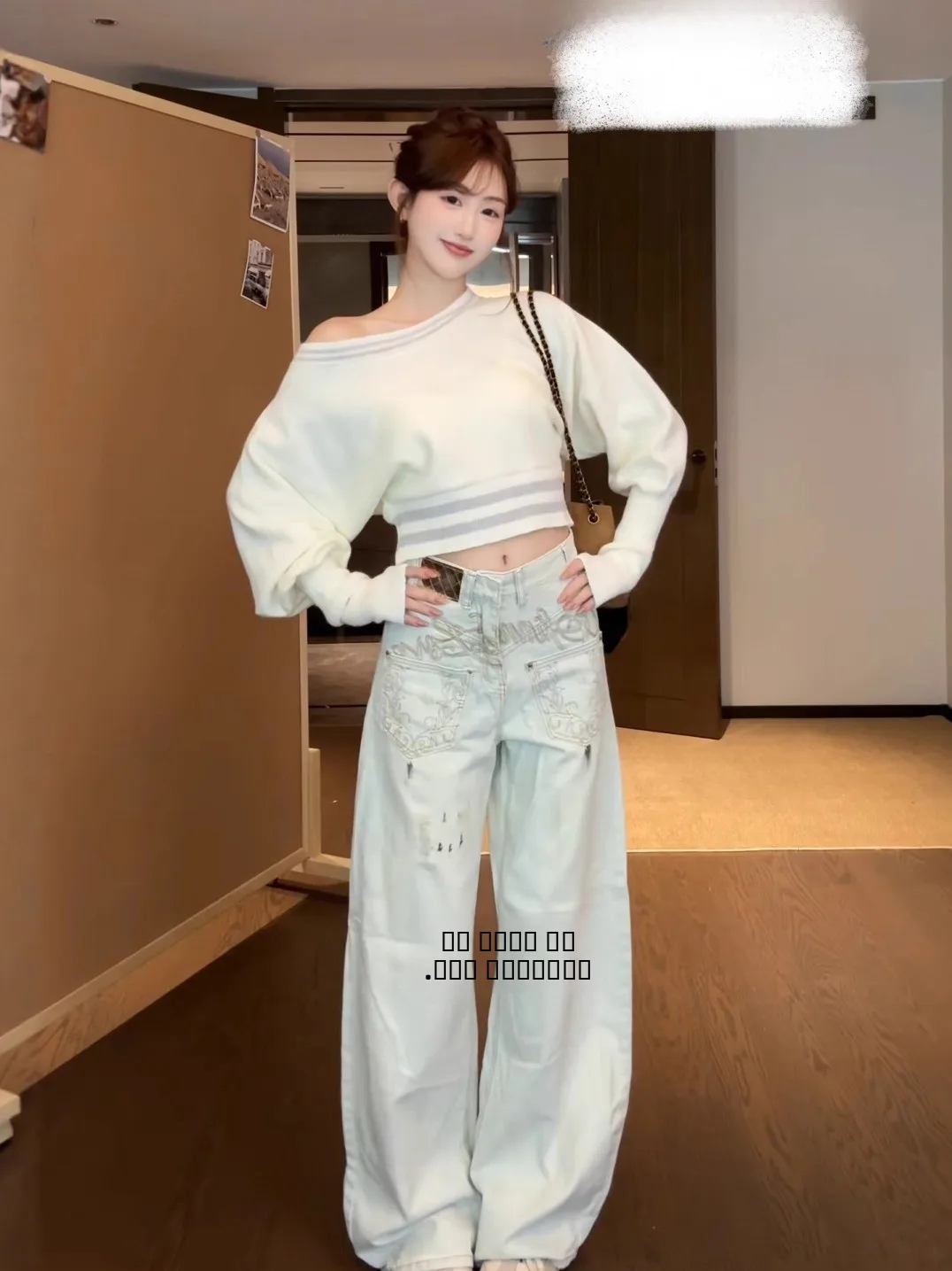 

Spicy Girl Slant oulder Long Sve Sweater Women's Casual Base Layer irt Autumn High-End Sensation Color Colion White...