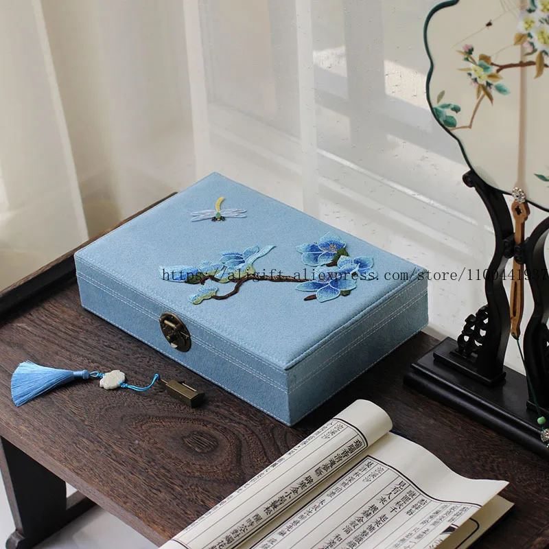 

Encounter Nostalgic Gifts Chinese-Style Jewelry Box With Ancient Lock Ancient-Style Embroidery Storage Box