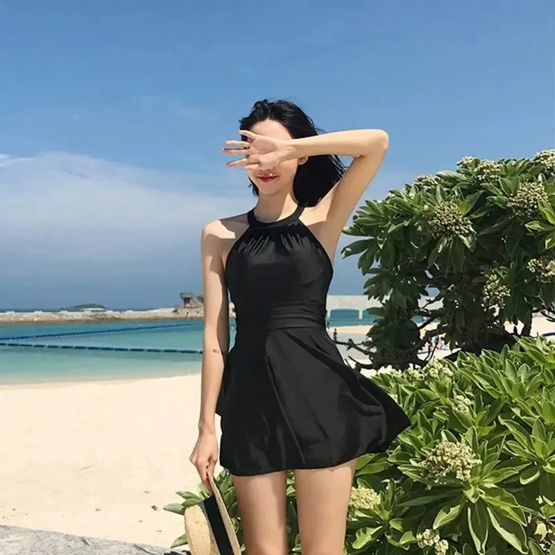 ชุดว่ายน้ําเซ็กซี่ชุดมุมแบนสปาชุดว่ายน้ํา Halter ชุดว่ายน้ําสีดํา One Piece บิกินี่ Beach Party ชุดว่ายน้ํา