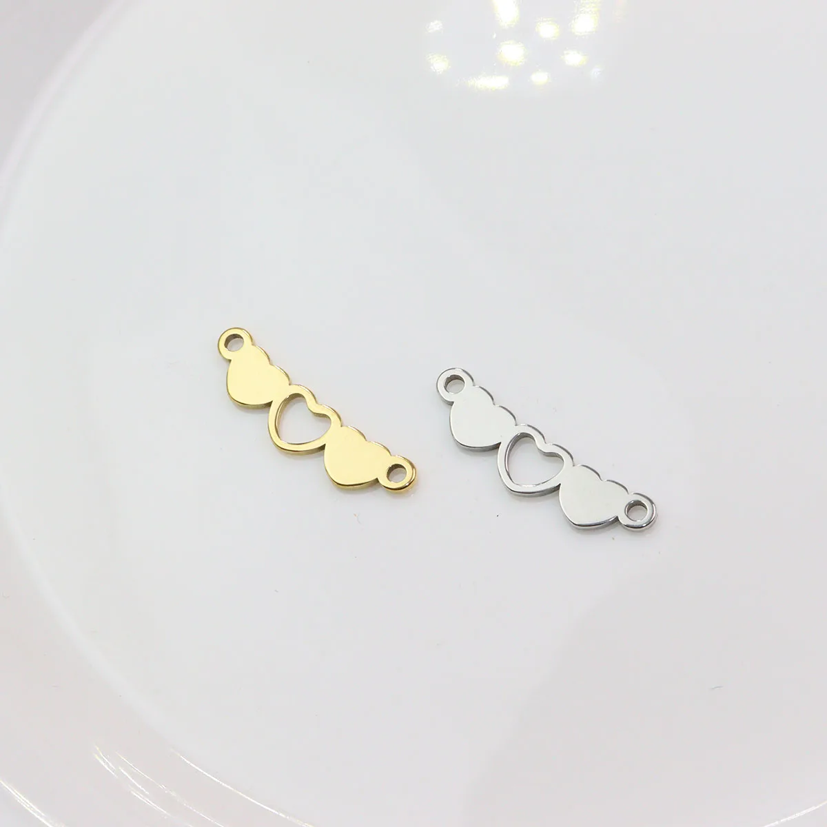 10 sztuk złącze serca ze stali nierdzewnej biżuteria Charms bransoletki DIY rzemieślnicza płyta próżniowa wodoodporna antyalergiczna — zdjęcie 6