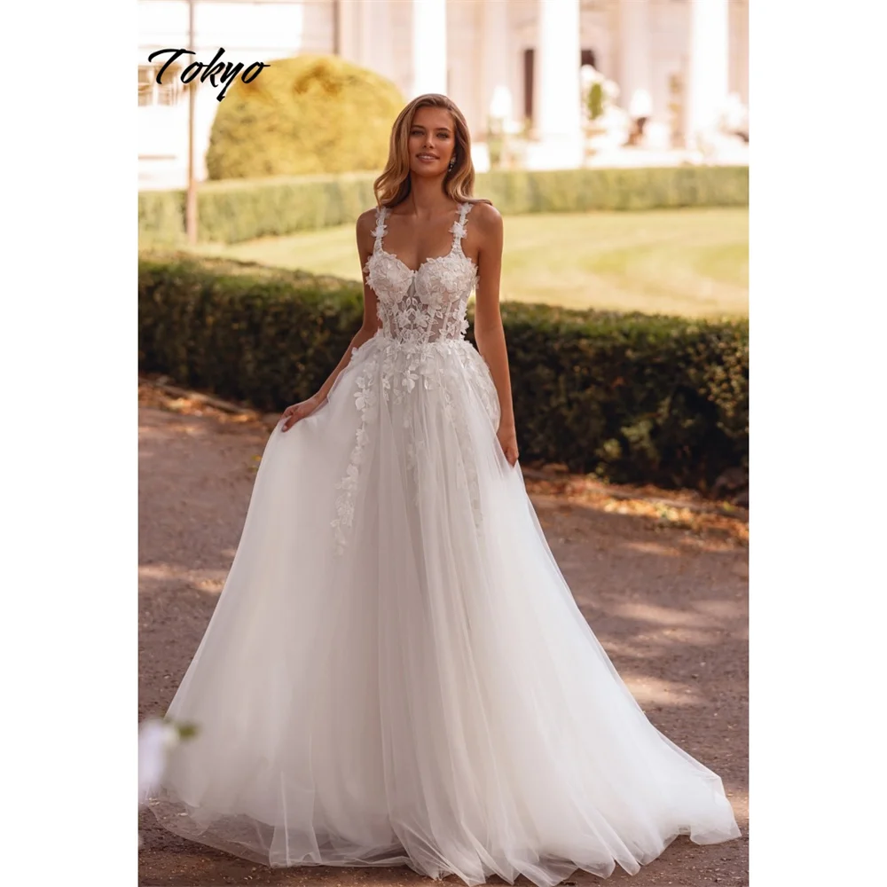 Vestidos de novia con tirantes finos blancos personalizados de Tokio, sin mangas, con cremallera trasera, vestidos de novia de flores 3D, vestidos de novia de tul con corte en A