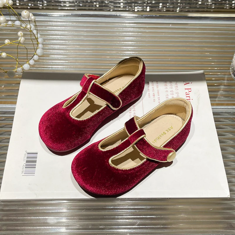 Spring Girls' Green Suede Leather Shoes 2024 Fashion Show Children's Princess Shoes Comfortable Walk Show Treasure Flat Shoes