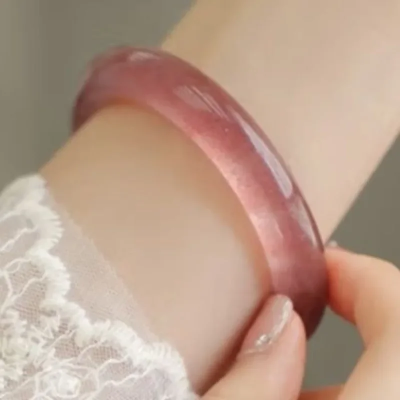 

Браслет с кристаллами клубники, широкий браслет с кристаллами клубники, женский браслет с фруктами и персиками.