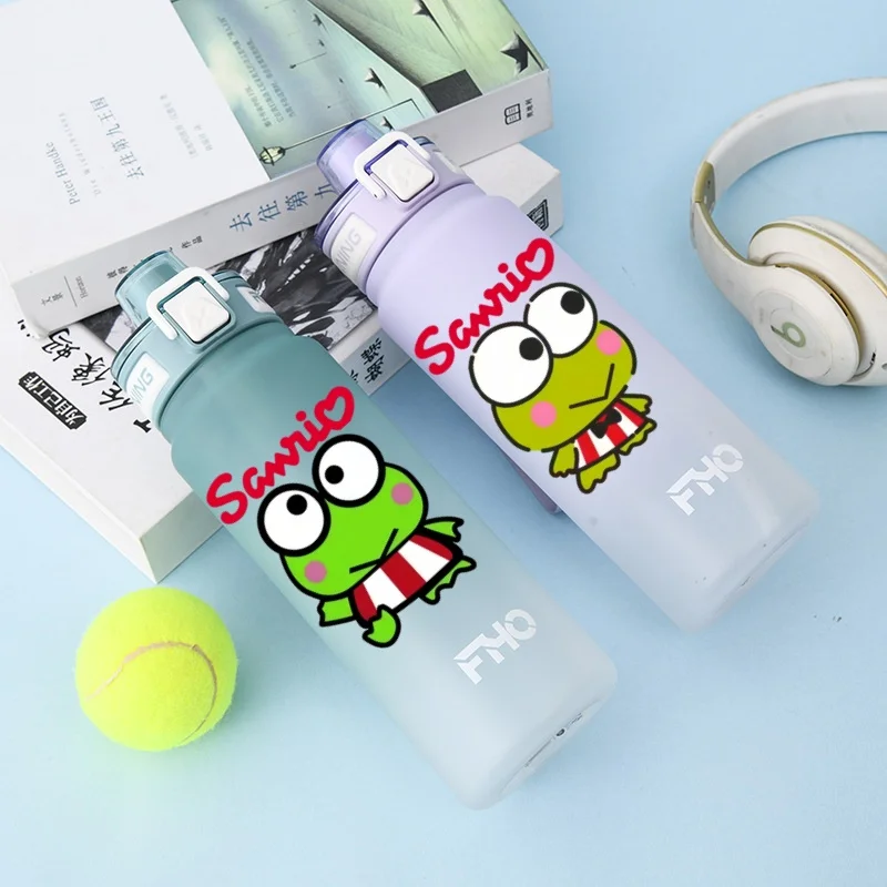 750ML Kero Kero Keroppi  Cartoon Figure Water Cup Portable Children's  Outdoor Sports Large Capacity Antidrip Water Bottle Gifts