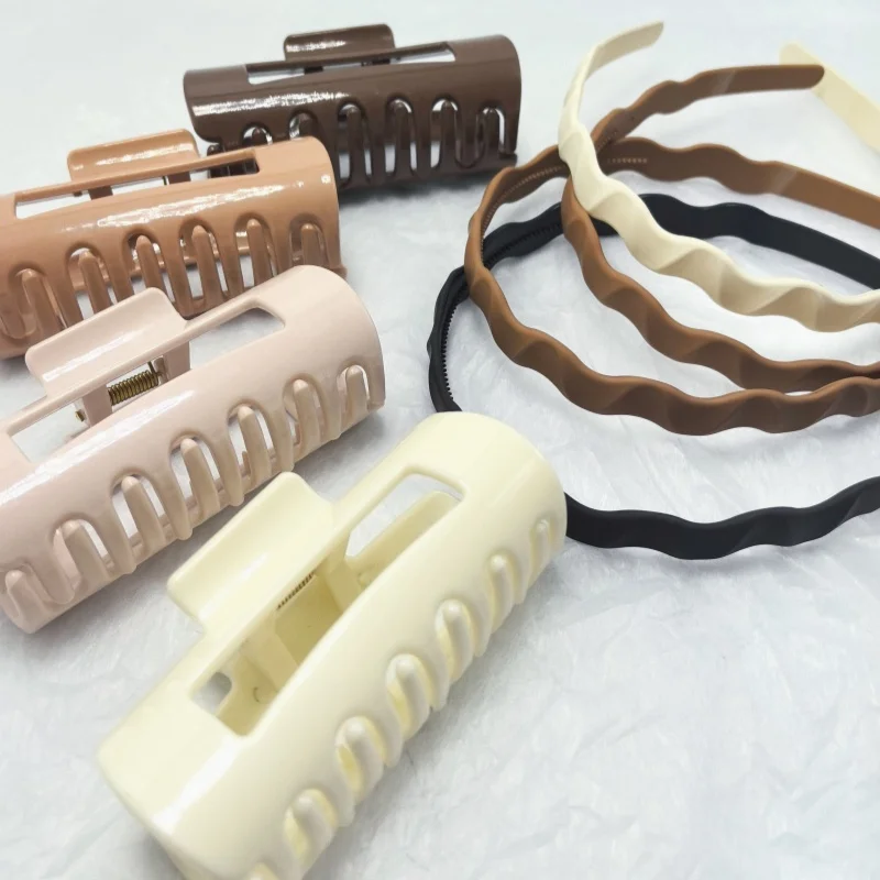 Weiche Silikon-Haarklammern und Stirnbänder im Set, Einfarbige Haarspangen und Haarband-Sets für Frauen, Klassische Haaraccessoires-Sets – Detail 1