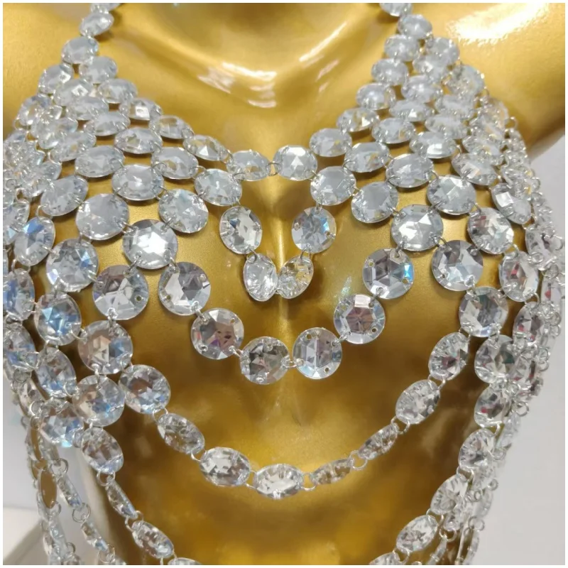 Luxuriöses Großes Kristall-Strass-Bodytop mit Neckholder und Mehrschichtigen Fransen, Sexy Kristall-Bodychain-Weste für Festivals – Detail 9