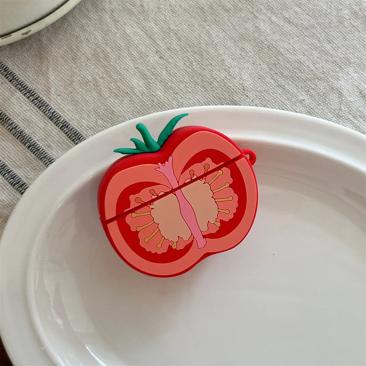 Niedliche 3D-Tomatenscheiben-Silikonhülle für AirPods 4 Pro 2 3 mit Schlüsselanhänger Stoßfeste Schutzhülle – Detail 9