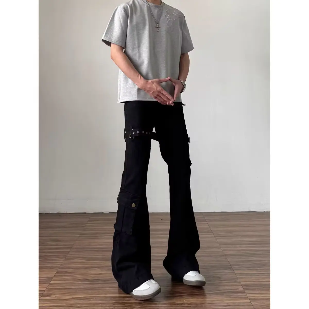 أشرطة فيبي سوداء صيفية وجينز عمل واسع للرجال بنطال ذو جرس نحيف أمريكي عالي الشارع #4