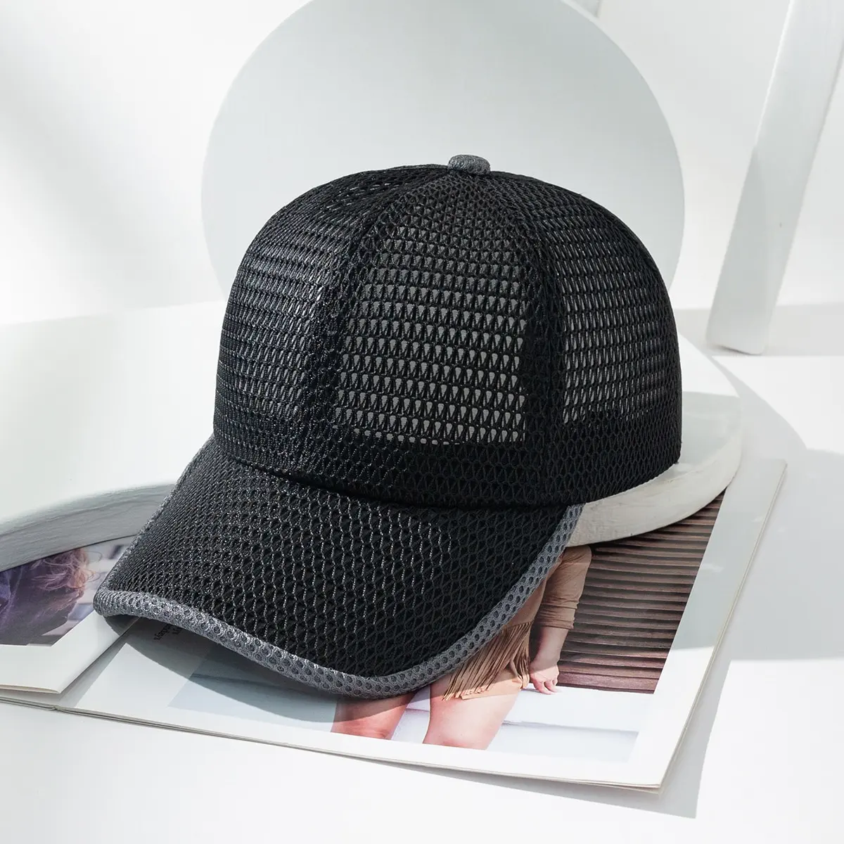Simple Trend Optical Board All-Net Brimmed Hat with Piping Edges - Perfect for Outdoor Use, Providing Breathability and Comfort.